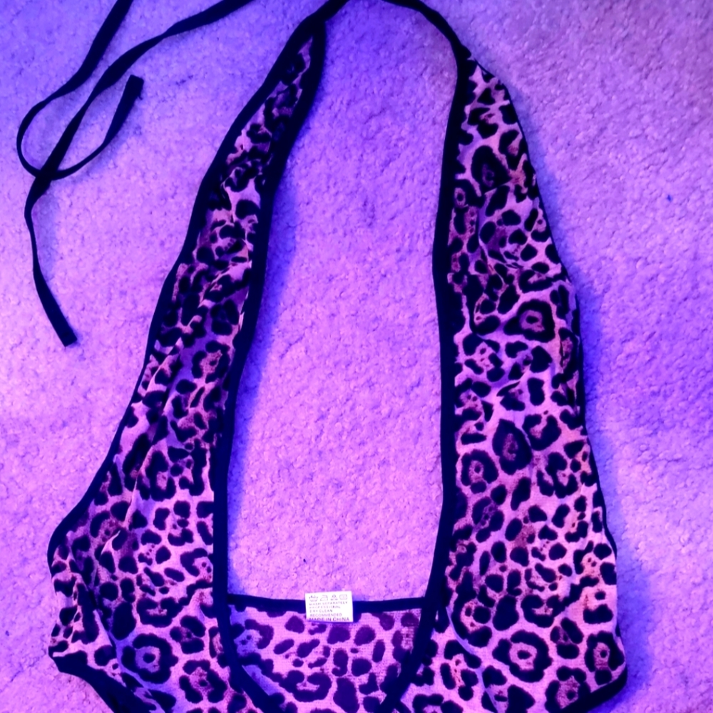 Sexy leopard body suit